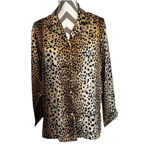 Victoria Secret Silky Cheetah Leopard Top Sm Loungewear Mobwife Animal Print - Picture 1 of 6